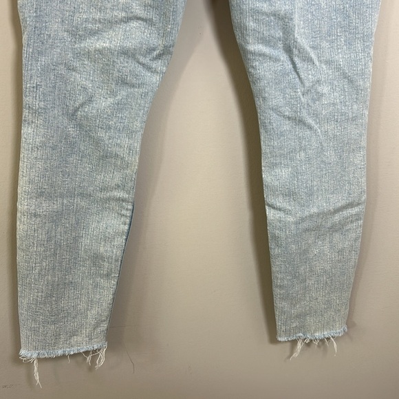 Mother The Stunner Zip Ankle Step Fray Jean Rolling in the Bushes Designer Sz 29 - Picture 9 of 16